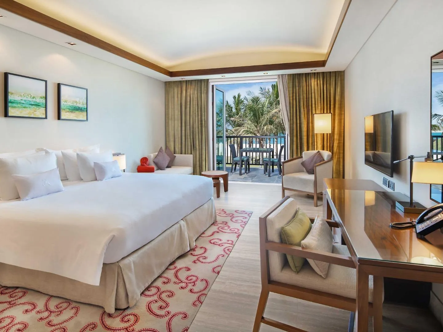 Ja Palm Tree Court, Dubai Hotel Resort